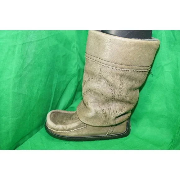 Mannitobah Mukluks Womens Boots Tan Leather Size US Womens 5 - Picture 7 of 9